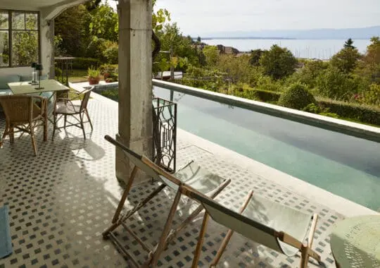Conception et réalisation d’une piscine et de l’aménagement des abords à Thonon-Les-Bains (74)