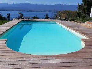 Terrasse en bois, escalier et pergolas - Réalisation Pernollet Paysage
