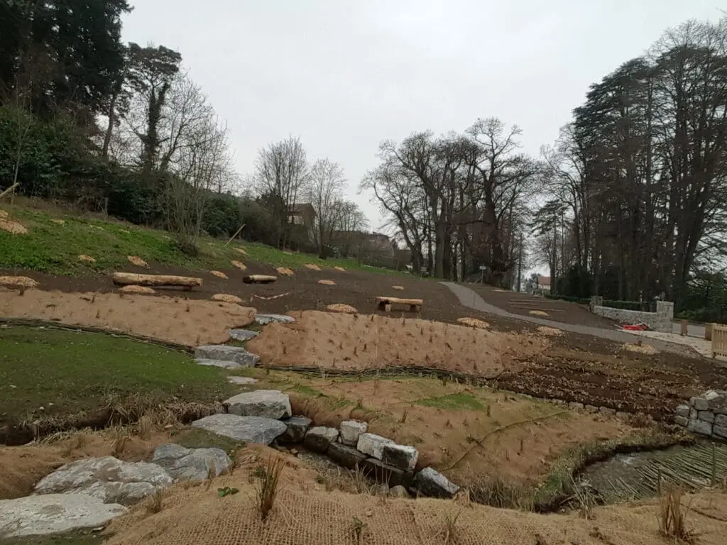 Aménagement paysager en cours au Parc de la Gruyère à Lugrin (74)